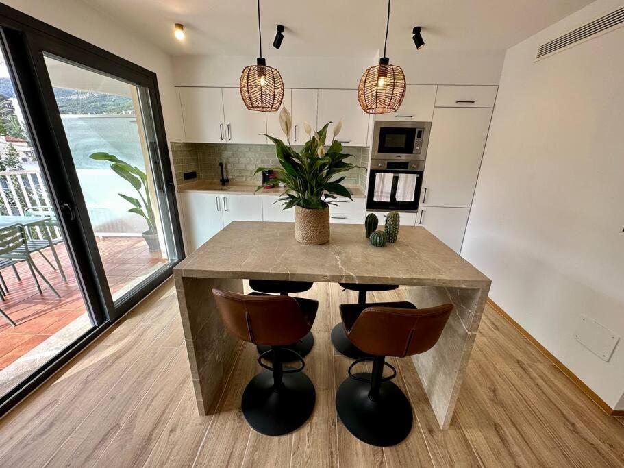 Moderno Y Acogedor Apartamento Con Terraza “ Llebeig” Sóller Eksteriør bilde