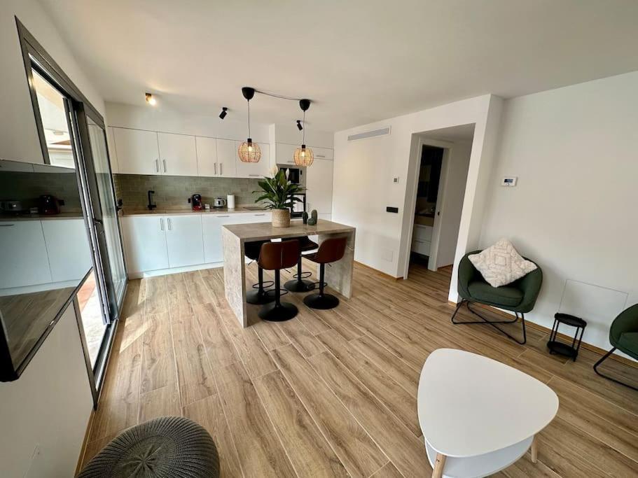 Moderno Y Acogedor Apartamento Con Terraza “ Llebeig” Sóller Eksteriør bilde